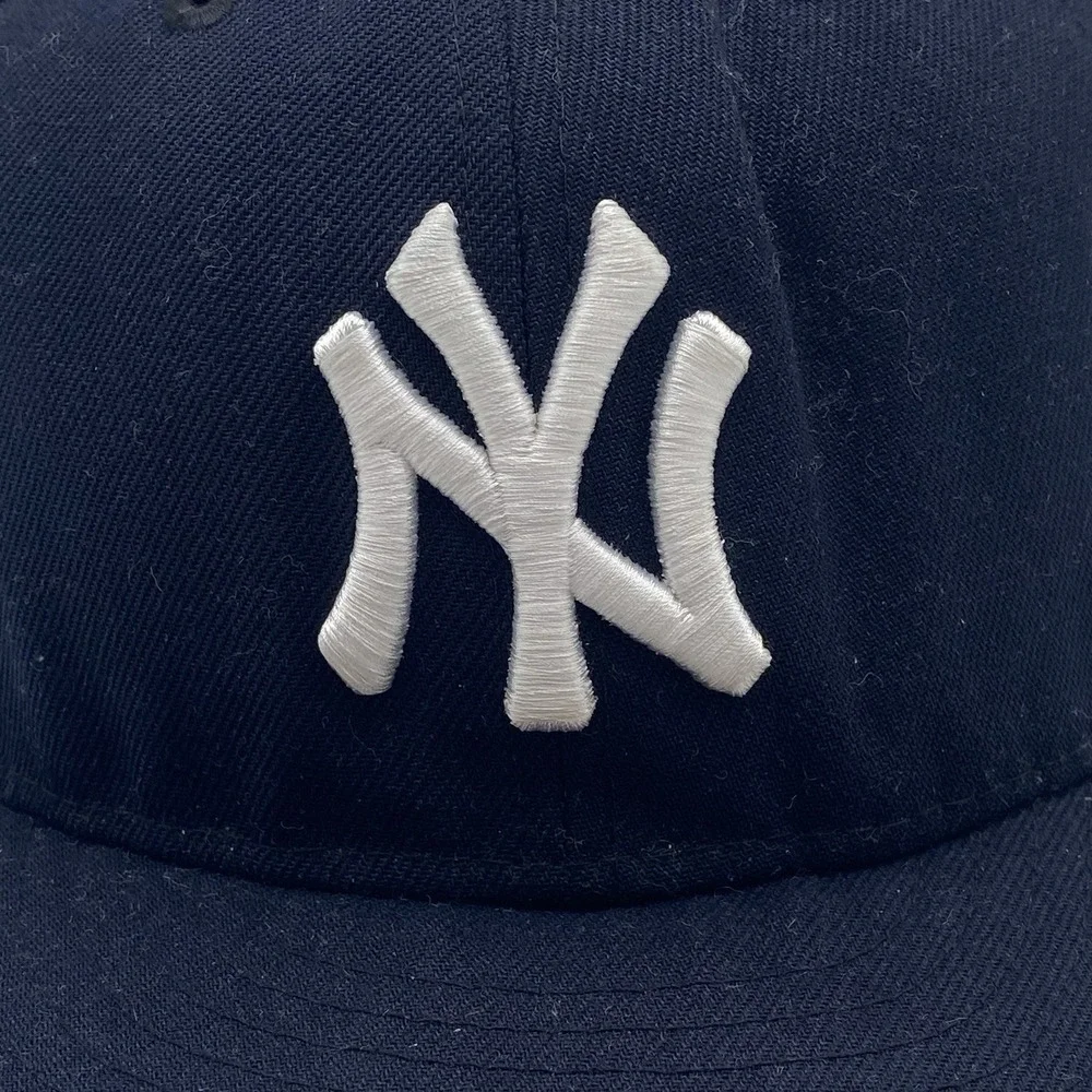 New York Yankees‎ Hat New Era 59Fifty Size 7 1/2 Custom Embroidered Cleaned Blue